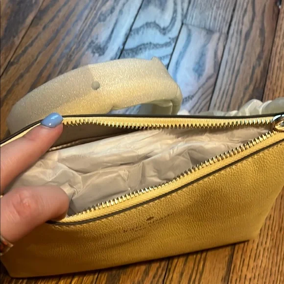 Kate Spade Light Yellow Crossbody Bag - Picture 5 of 6